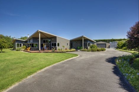 Photo of property in 18 Scarrott Road, Bay View, Napier, 4104