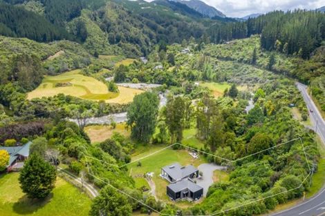 Photo of property in 1059 Akatarawa Road, Akatarawa, Upper Hutt, 5372