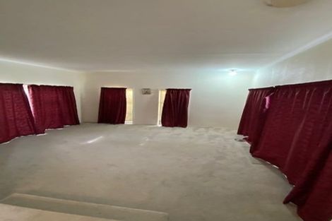 Photo of property in 7 Barker Rise, Northcross, Auckland, 0632