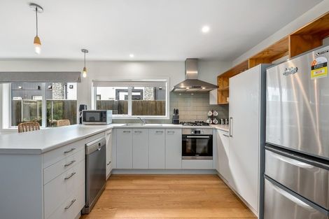 Photo of property in 25a Waiwhetu Road, Waiwhetu, Lower Hutt, 5010