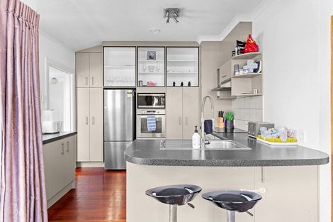 Photo of property in 84 Rongopai Street, Palmerston North, 4414