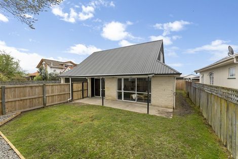 Photo of property in 75 Keeling Street, West End, Palmerston North, 4412