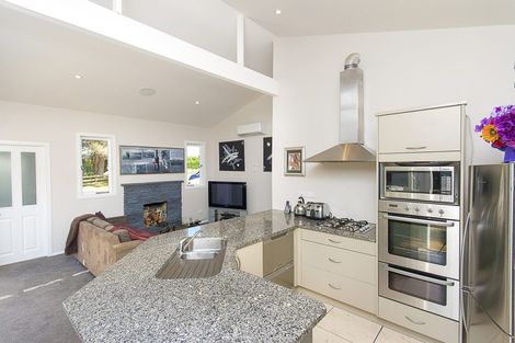 Photo of property in 921 Horseshoe Bush Road, Waitoki, Kaukapakapa, 0871