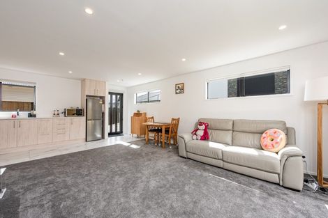 Photo of property in 3/27 Waiwhetu Road, Waiwhetu, Lower Hutt, 5010