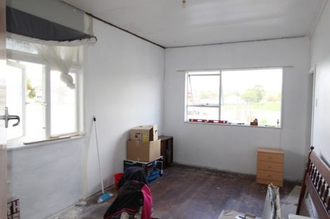 Photo of property in 617 State Highway 2, Pahiatua, 4910