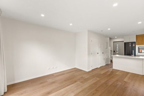 Photo of property in 4/60 Selo Street, Glen Eden, Auckland, 0602