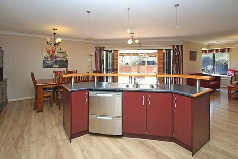 Photo of property in 8 Lockhart Place, Rototuna, Hamilton, 3210