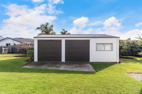 Photo of property in 208 Ajax Road, Whangamata, 3620