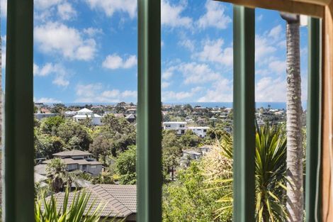 Photo of property in 44 Penguin Drive, Murrays Bay, Auckland, 0630