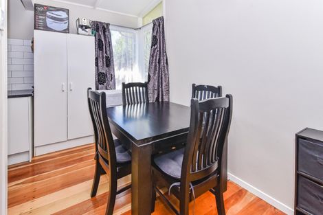 Photo of property in 14 Astor Place, Manurewa, Auckland, 2102