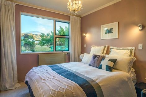 Photo of property in 22 Aspiring Terrace, Wanaka, 9305