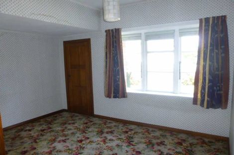 Photo of property in 2 Kawaka Street, Riccarton, Christchurch, 8041