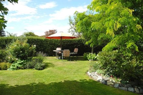 Photo of property in 8 Moorhouse Street, Waimate, 7924
