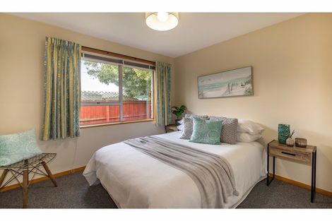 Photo of property in 48 Oldwood Street, Bishopdale, Christchurch, 8053
