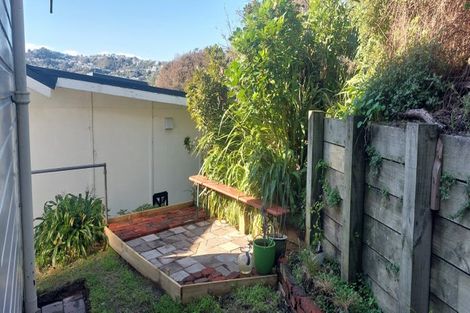 Photo of property in 75 Severn Street, Island Bay, Wellington, 6023