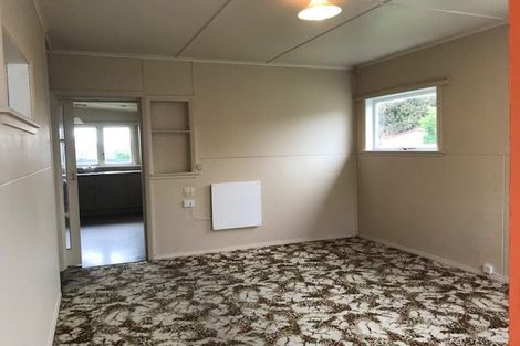 Photo of property in 77 Bartholomew Road, Levin, 5510