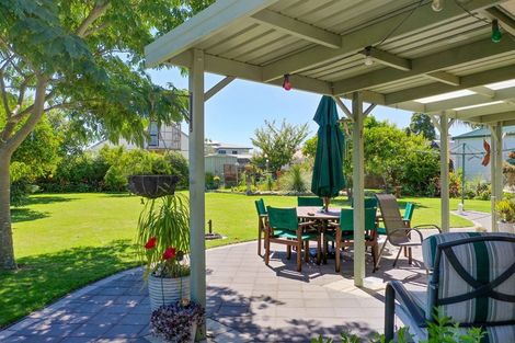 Photo of property in 24 Nesbitt Street, Matata, Whakatane, 3194