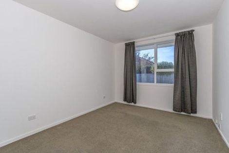 Photo of property in 17a Wades Avenue, Saint Martins, Christchurch, 8022