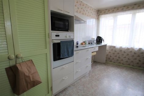 Photo of property in 30 Goldsmith Crescent, Levin, 5510