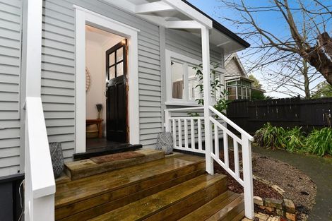 Photo of property in 3 Moore Street, Leamington, Cambridge, 3432