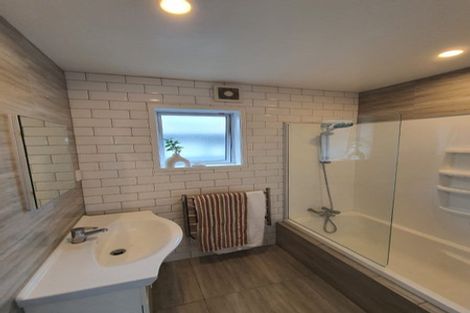 Photo of property in 1/15 Dunedin Street, Redwood, Christchurch, 8051