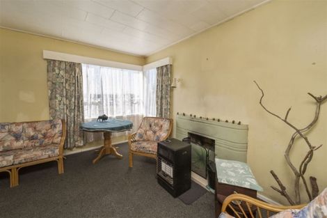 Photo of property in 34 Stafford Street, Patea, 4520