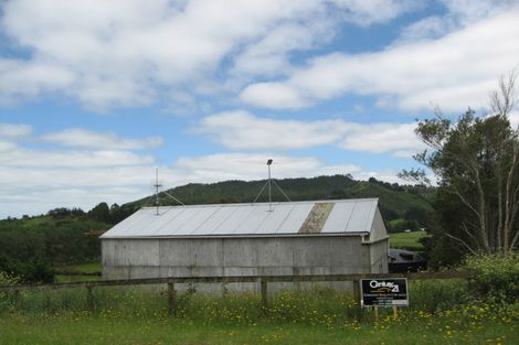 Photo of property in 417 Paparata Road, Bombay, 2675