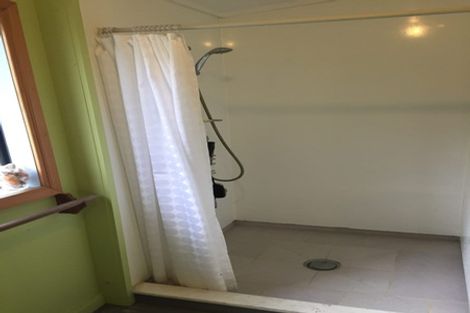 Photo of property in 32 Himatangi Street, Himatangi Beach, Foxton, 4891