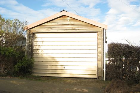 Photo of property in 48 Ellesmere Street, Ravensbourne, Dunedin, 9022