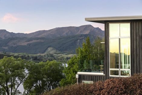 Photo of property in 43 Arrowtn-lke Hayes Road, Lake Hayes, Queenstown, 9371
