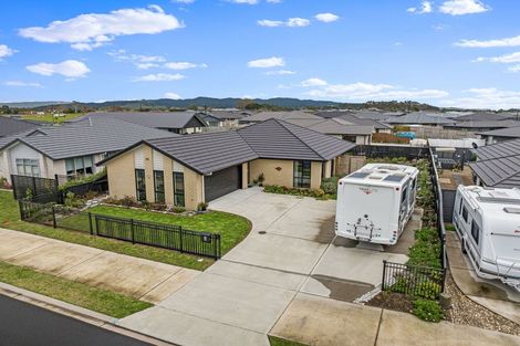 Photo of property in 36 Kitemaunga Avenue, One Tree Point, 0118