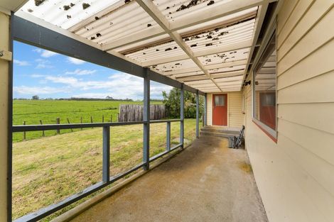 Photo of property in 279 Alfred Road, Egmont Village, New Plymouth, 4371