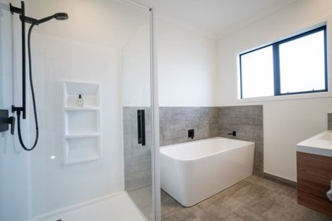 Photo of property in 30 Westwood Drive, Aokautere, Palmerston North, 4471