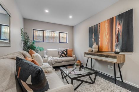 Photo of property in 76 Arran Drive, Orewa, 0931