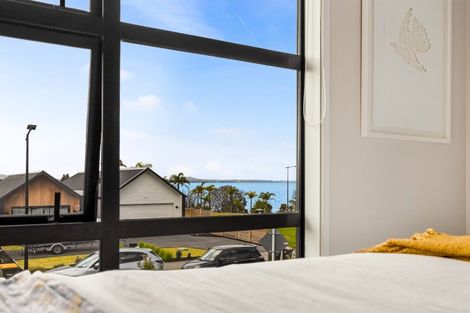 Photo of property in 35 Treloar Crescent, Hobsonville, Auckland, 0616