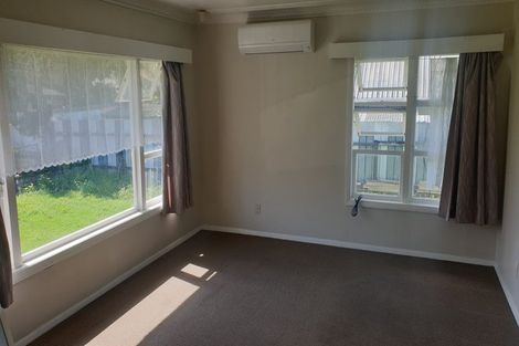 Photo of property in 12 Panama Road, Mount Wellington, Auckland, 1062