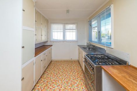 Photo of property in 8 Hadfield Crescent, College Estate, Whanganui, 4500