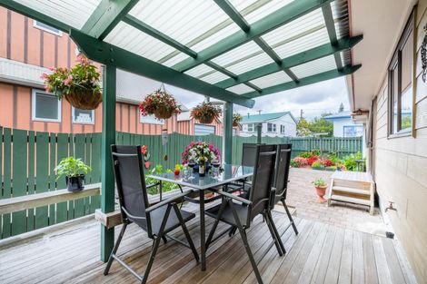 Photo of property in 2/27 Rogan Street, Mount Roskill, Auckland, 1041