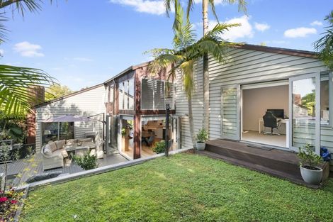 Photo of property in 73m Park Rise, Campbells Bay, Auckland, 0630