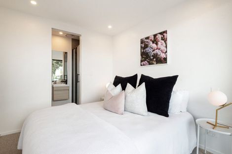 Photo of property in 12 Amber Court, Stonefields, Auckland, 1072