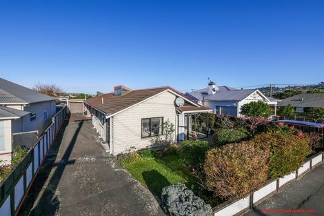 Photo of property in 33a Hargest Crescent, Saint Kilda, Dunedin, 9012