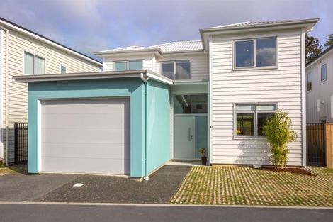 Photo of property in 10 Glide Lane, Whitby, Porirua, 5024