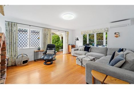 Photo of property in 2/23 Cecil Road, Milford, Auckland, 0620