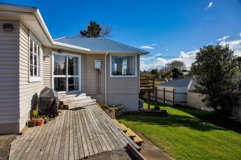 Photo of property in 5 Hobson Street, Normanby, Hawera, 4614