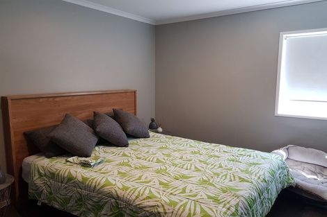 Photo of property in 10 Tokerau Crescent, Pukekohe, 2120