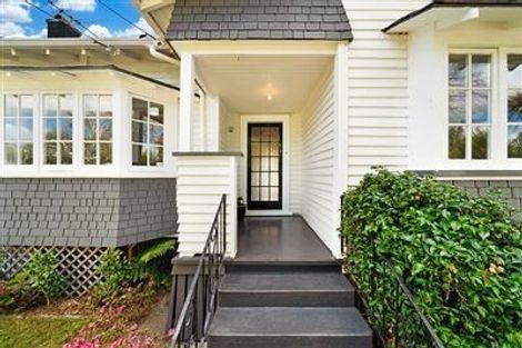 Photo of property in 41 Wairau Avenue, Avondale, Auckland, 1026