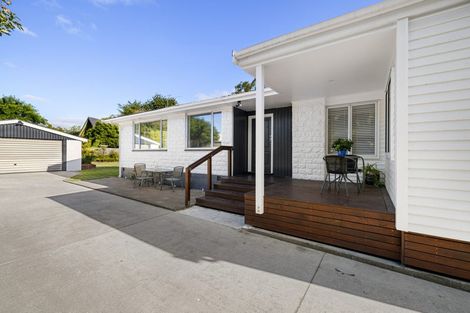 Photo of property in 116 Grimseys Road, Redwood, Christchurch, 8051