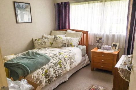 Photo of property in 1/36 Pukeroa Place, Papakura, 2110