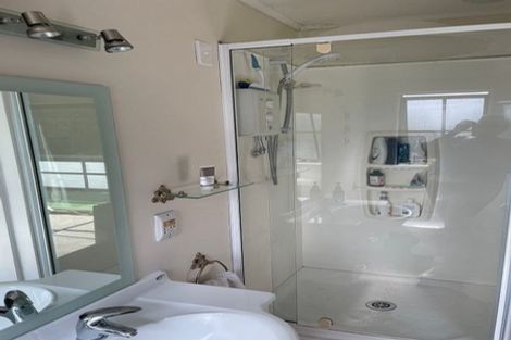 Photo of property in 1 Tudor Court, Paraparaumu Beach, Paraparaumu, 5032