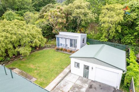 Photo of property in 12 Dalton Grove, Stokes Valley, Lower Hutt, 5019